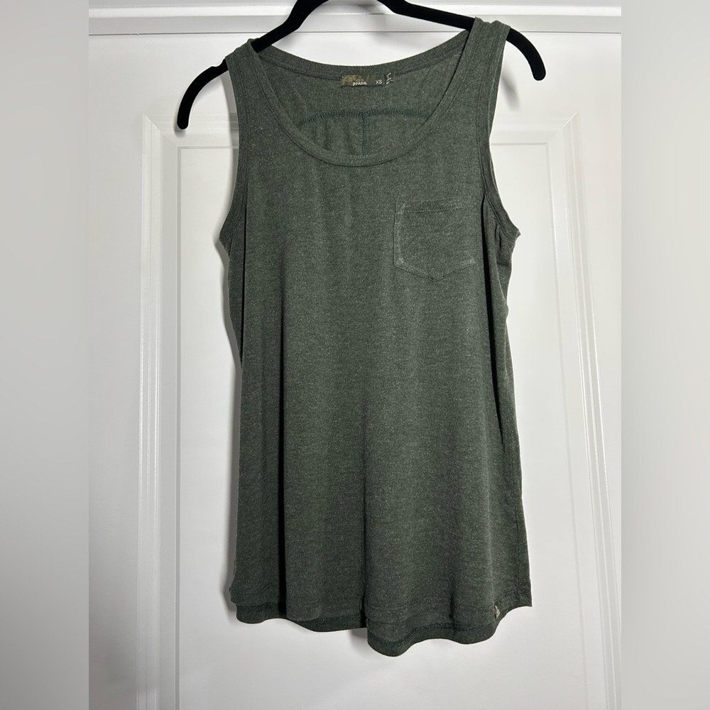 Prana Women's Green Sleeveless Top‎